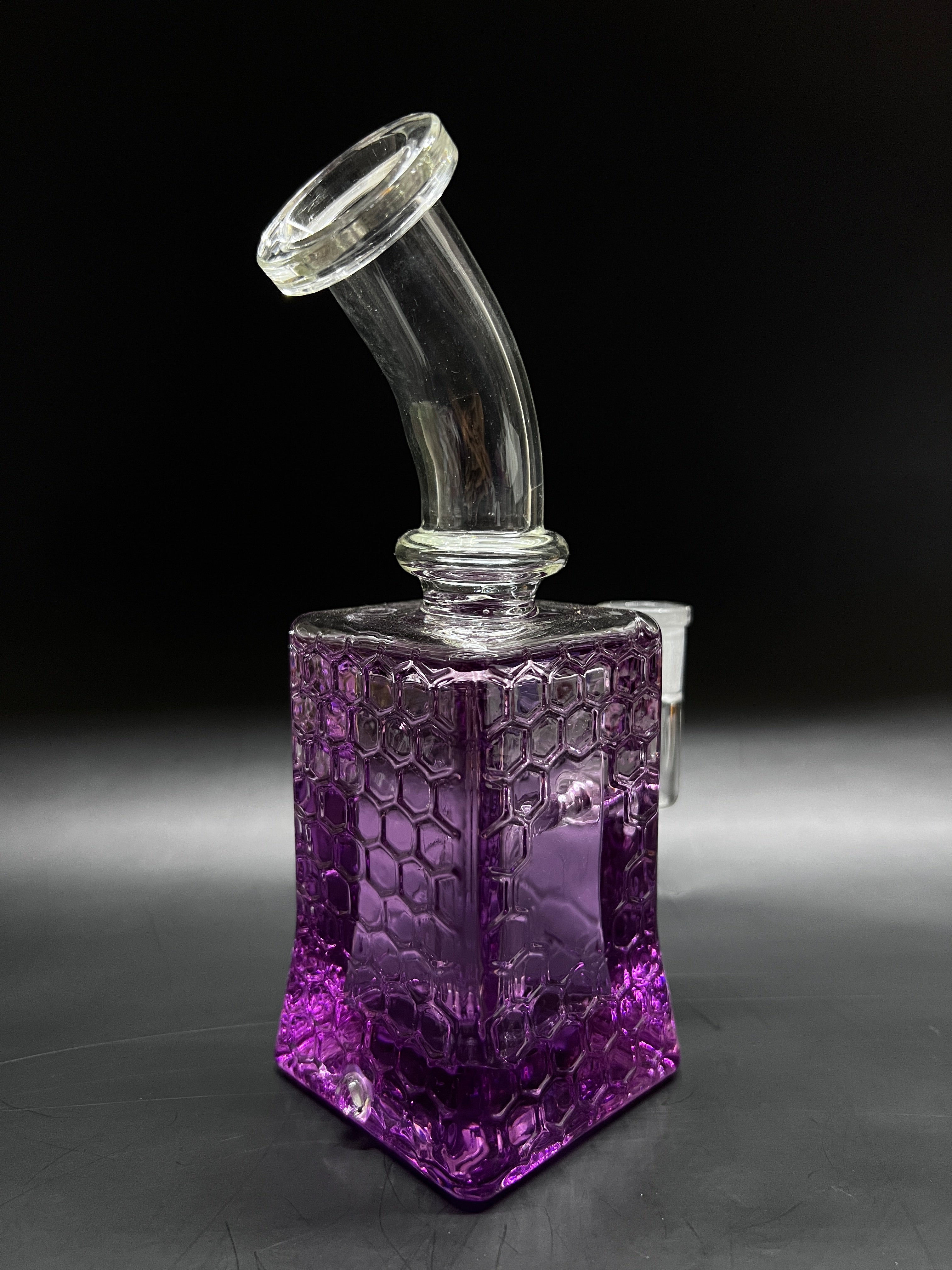 image_f130f1eb-a74f-46ff-87ac-a6f7e84cf646 Honey Comb Hookah | Glycerin Water Pipe